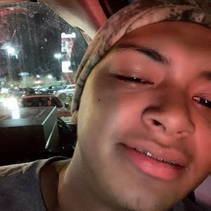 Meet your Posher, Luis armando